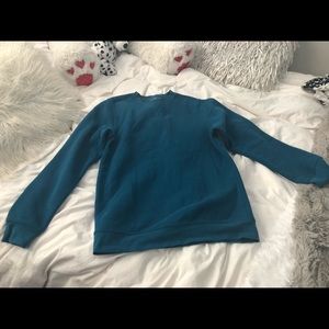 Croft & Barrow blue sweatshirt